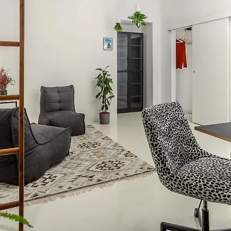 Cozy Flat In The Center Rijeka