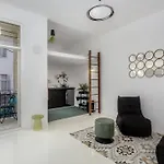 Cozy Flat In The Center