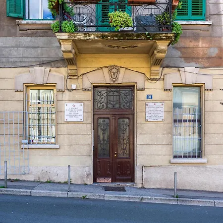 Cozy Flat In The Center Apartament *
