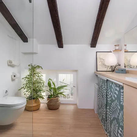 Cozy Flat In The Center Rijeka